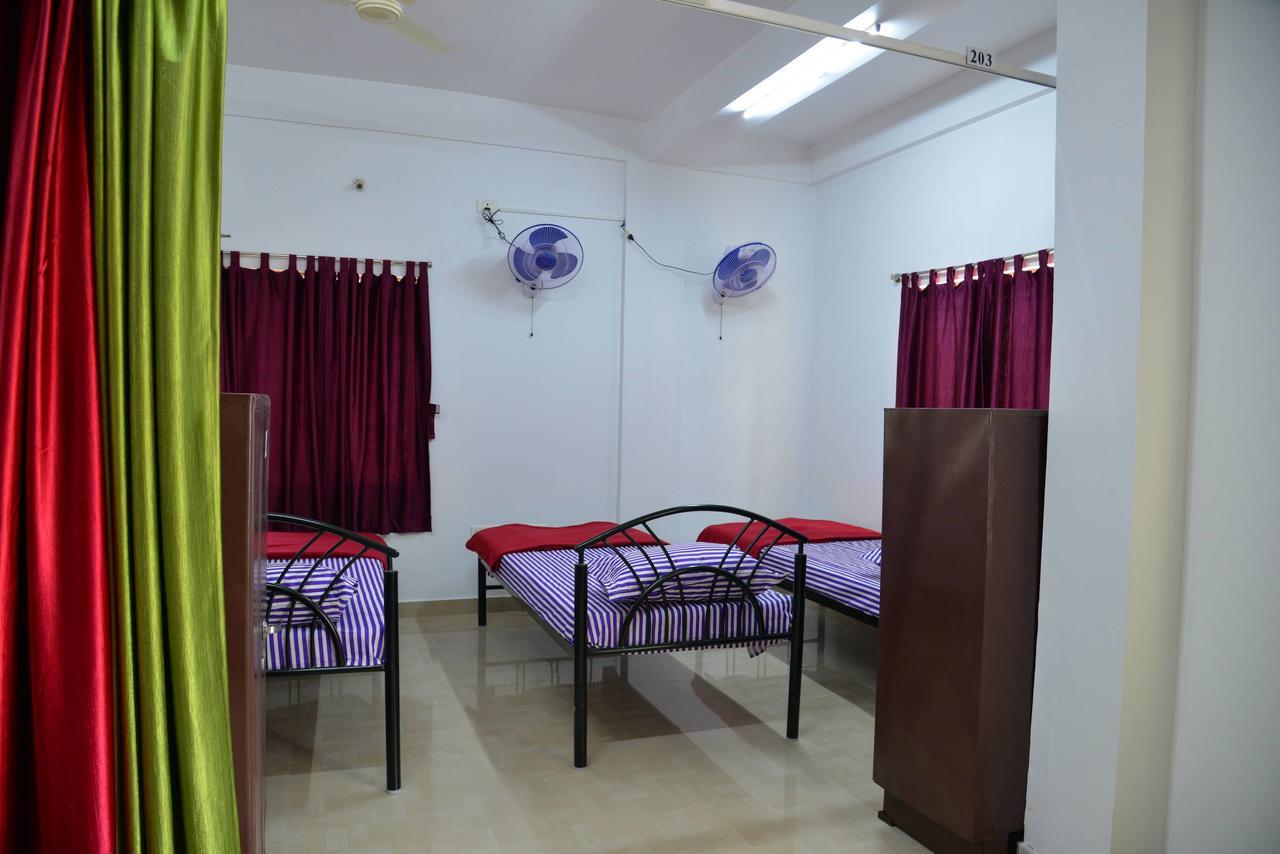 Tranquil Hospitality Hotel Bhubaneswar Exterior photo