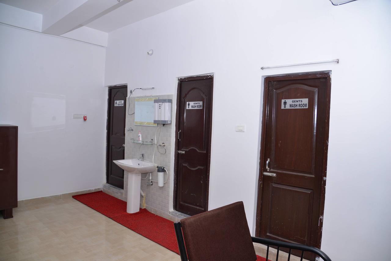 Tranquil Hospitality Hotel Bhubaneswar Exterior photo