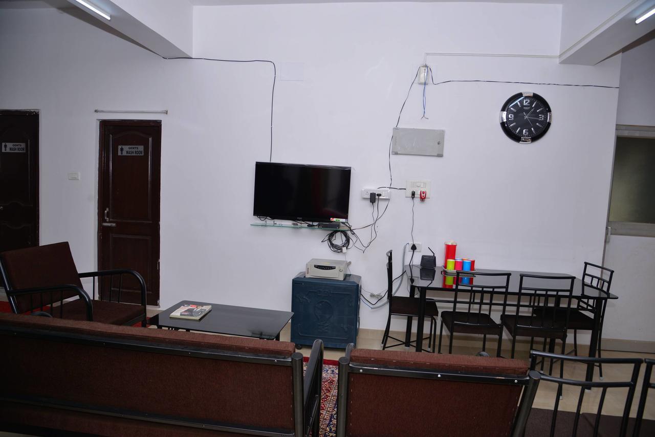 Tranquil Hospitality Hotel Bhubaneswar Exterior photo