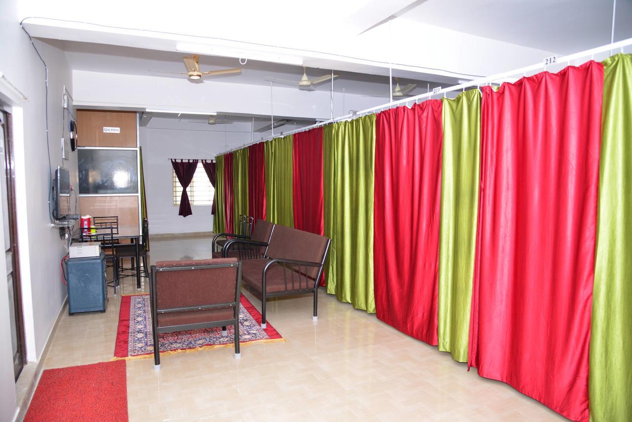 Tranquil Hospitality Hotel Bhubaneswar Exterior photo
