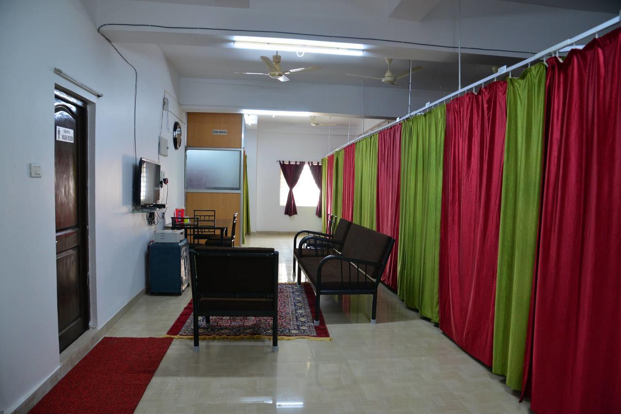 Tranquil Hospitality Hotel Bhubaneswar Exterior photo